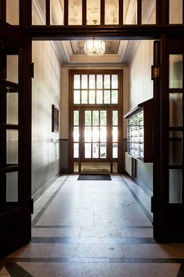 Photo of hallway in cottage in renaissance style.