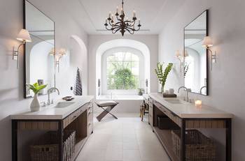 Bathroom design in house in colonial style.
