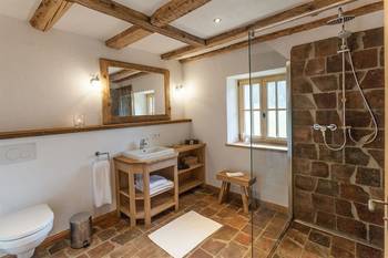 Option of bathroom in house in Chalet style.