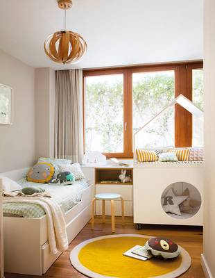 Scandinavian Children's Room: Functional Minimalism with Playful Accents