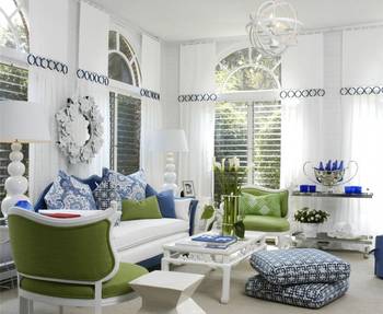 Fresh Elegance: Coastal Interior with Blue-Green Palette and Classic Details