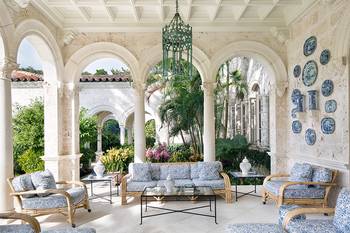 Design of terrace in cottage in Mediterranean style.