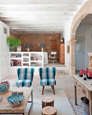 Studio in country house in Mediterranean style.