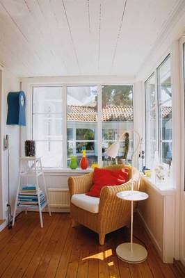 Veranda example in private house in Craftsman style.