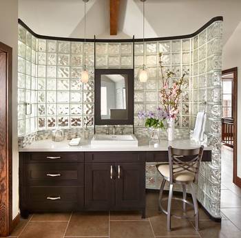 Bathroom in cottage in renaissance style.
