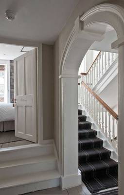 Option of stairs in house in renaissance style.