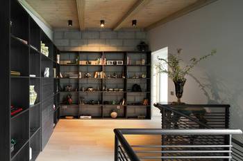 Library example in house in loft style.