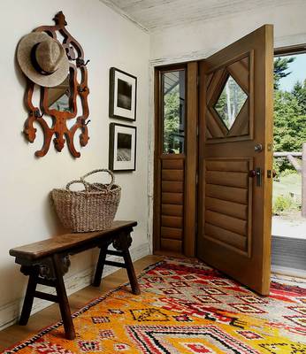 Ethnic style in cottage interior.