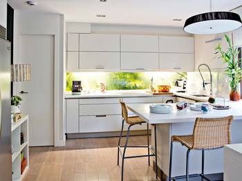 Option of kitchen in house in contemporary style.