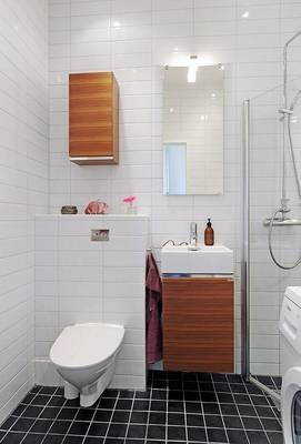 Bathroom in cottage.