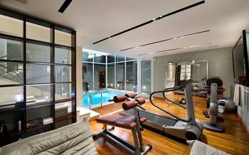 Gym in cottage.